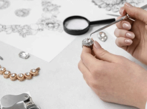 Mau Jual Perhiasan Emas Tanpa Surat? Cek Syarat dan Tips Poin Pentingnya