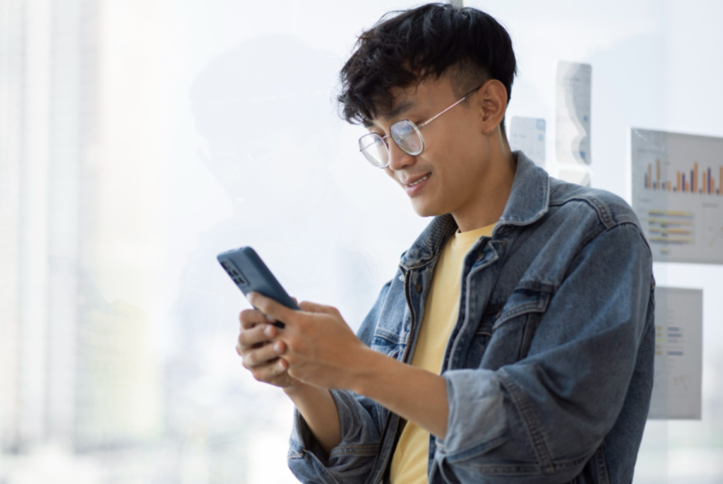 Paling Jitu! Cara Cek Harga Emas Naik atau Turun